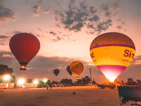 A Tranquil Ride: Relaxing in the Air with Horizon Balloons in Luxor